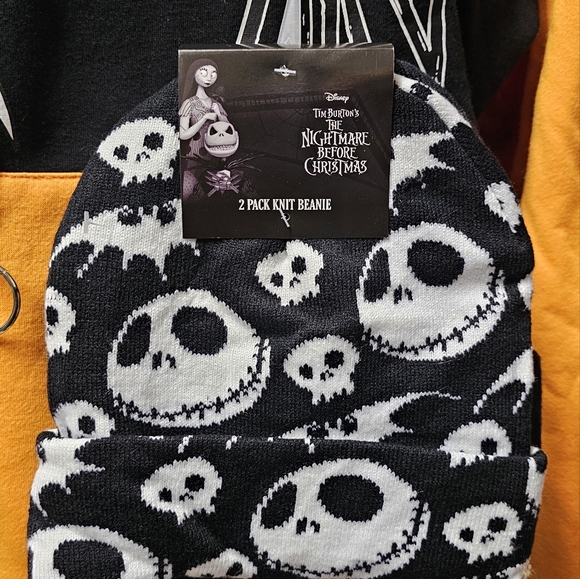 Nightmare before Christmas, Jack Skellington sweatshirt and beanie bundle - Picture 2 of 9